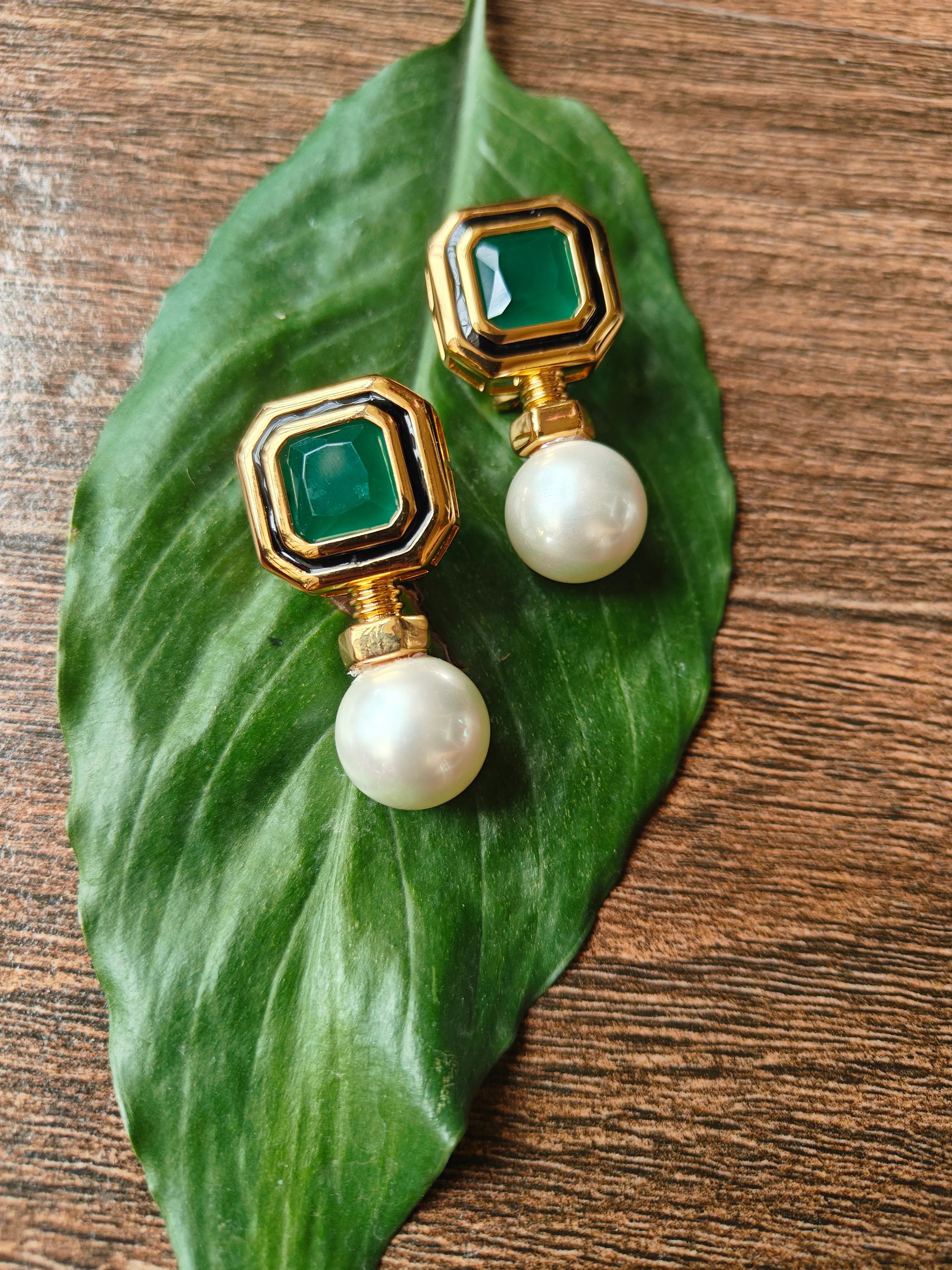Frame Drop Earrings