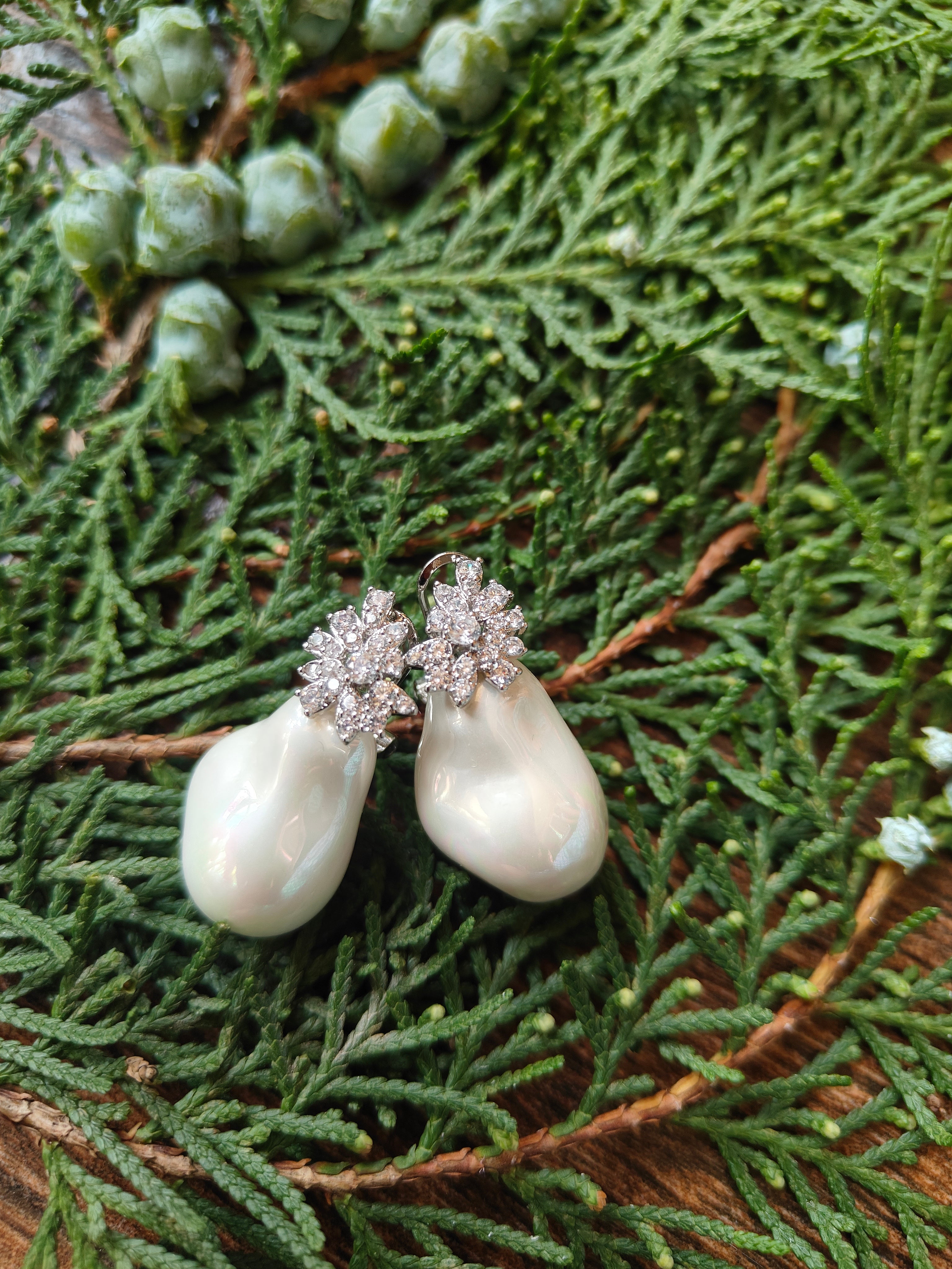 Ivory Bloom Pearl Drop Earrings