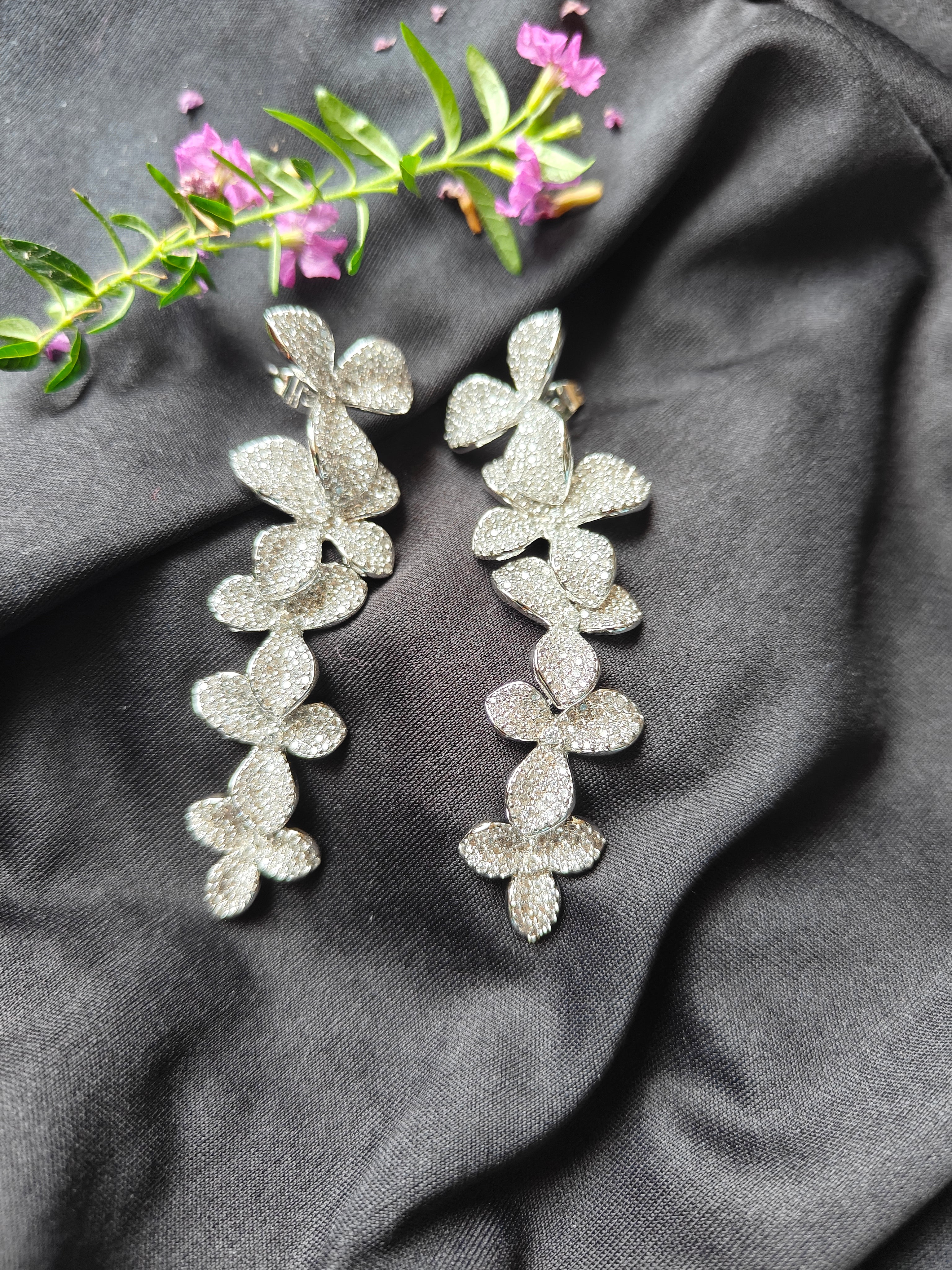 Flora Cascade Pavé Drops