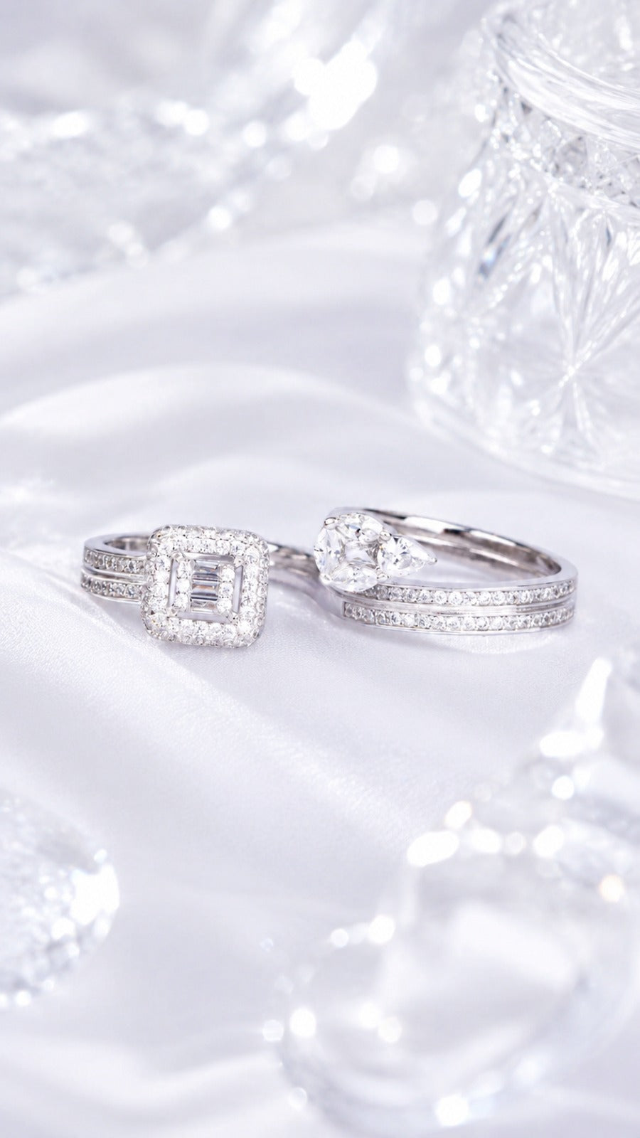 Sparkling Dual-Motif Two-Finger Ring