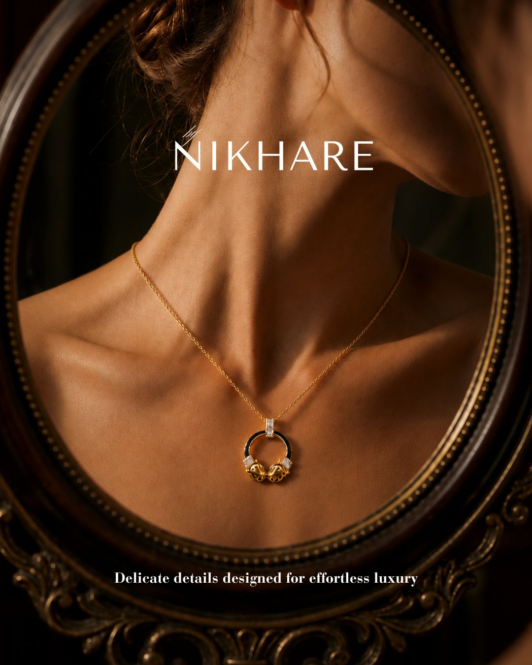 Twin Panther Circle Pendant Necklace – Gold Finish